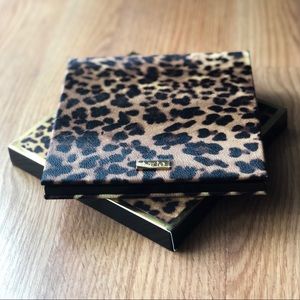 limited-edition tarteist™ PRO magnetic palette